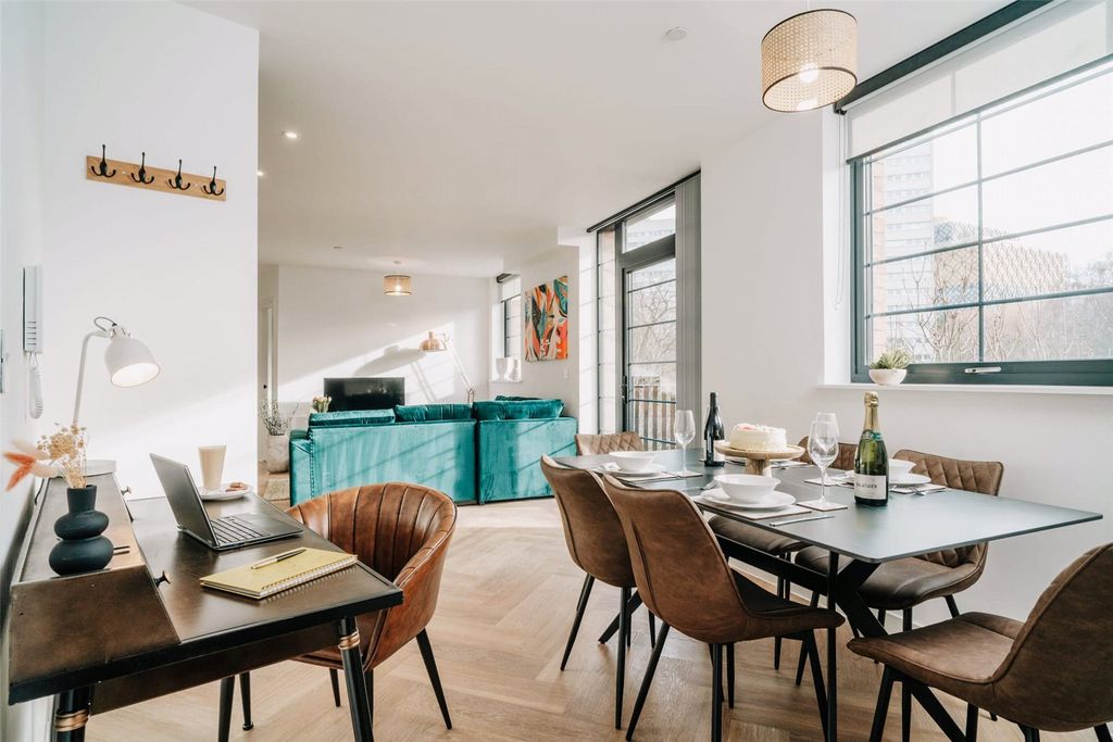 Property photo 1 of 4 Picture No. 01