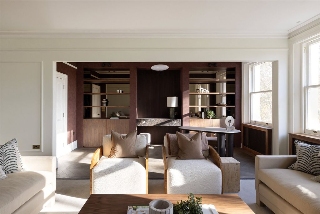 Property photo 3 of 19 Picture No. 05