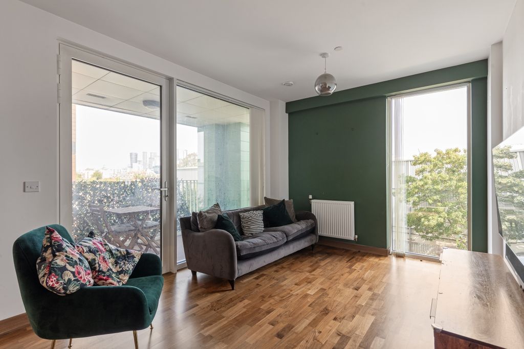 Property photo 1 of 12 094A6400