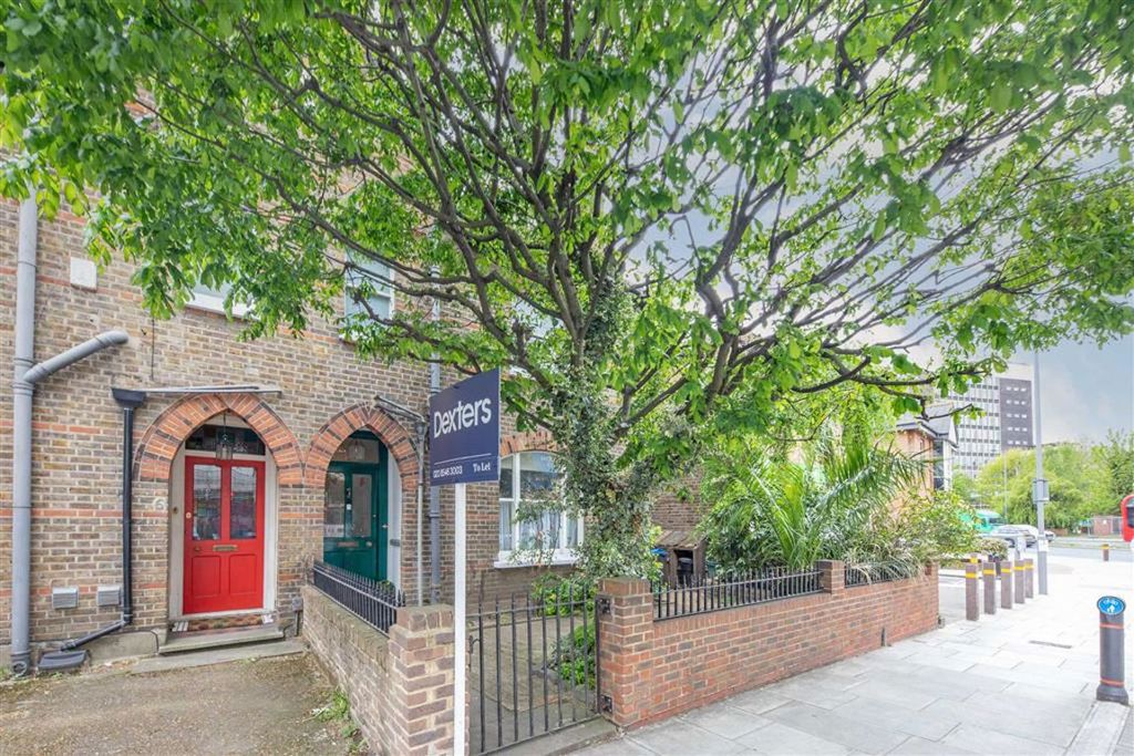 Property photo 1 of 8
