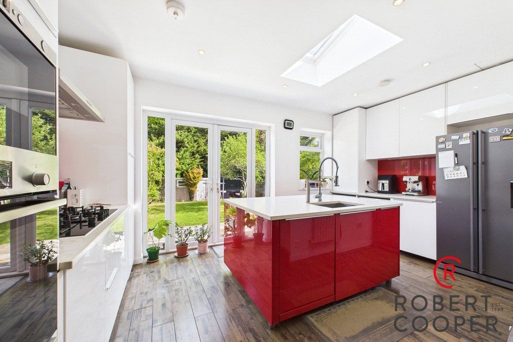 Property photo 2 of 14 Picture No. 04