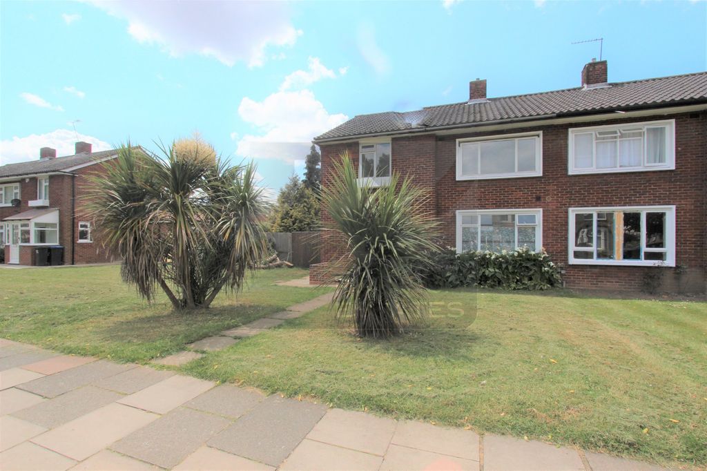 Property photo 1 of 6