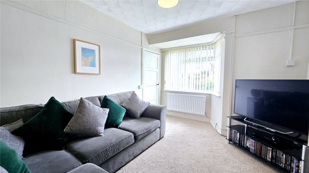 Property photo 3 of 13 Picture No. 24