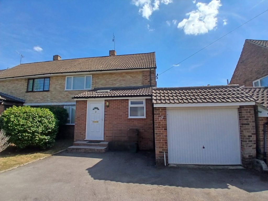 Property photo 1 of 12