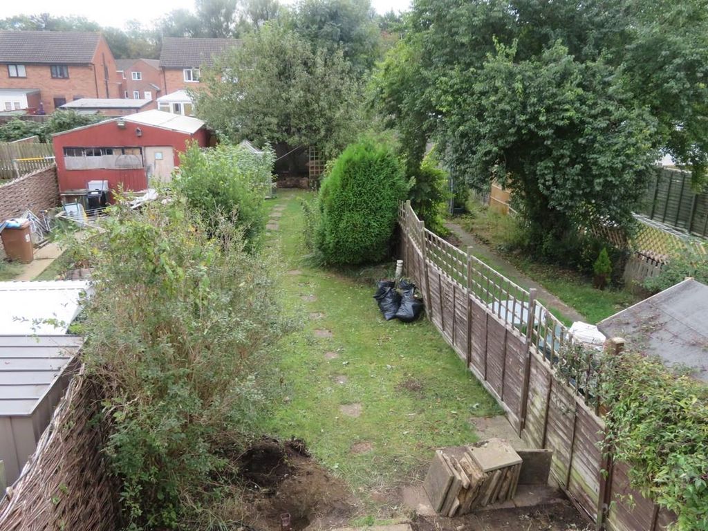 Property photo 2 of 11
