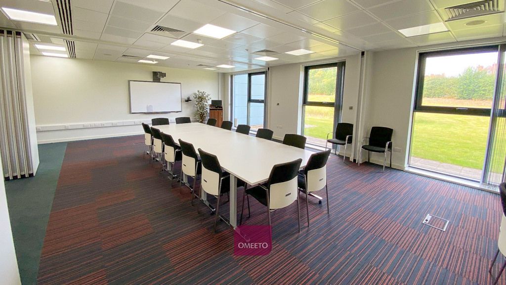 Property photo 3 of 6 Conference Room