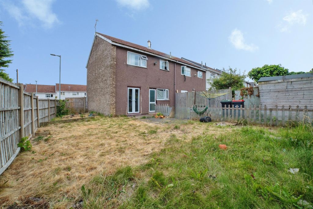 Property photo 2 of 20