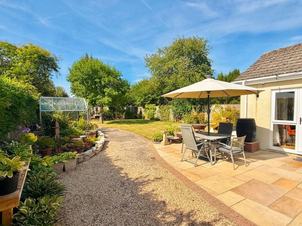 Property photo 2 of 22 Rear Garden