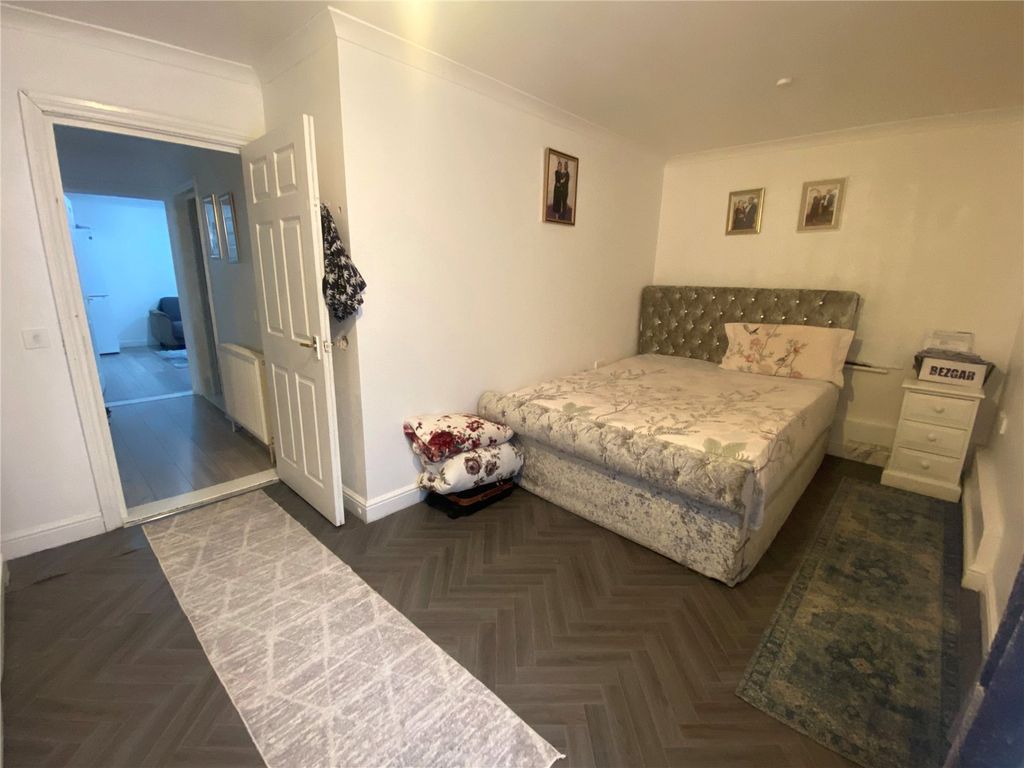 Property photo 2 of 9 Picture No. 05