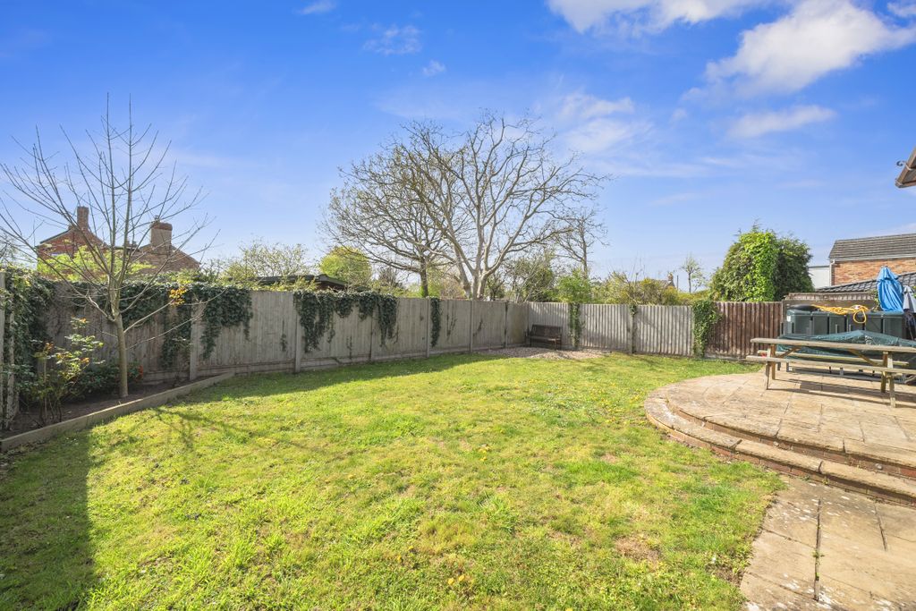 Property photo 3 of 20