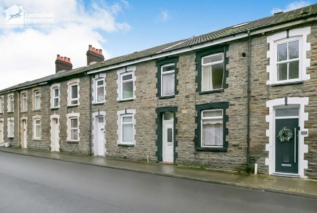 Property photo 1 of 13 Front View