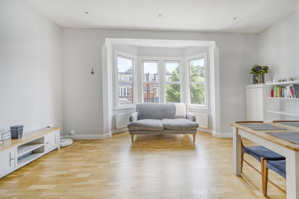 Property photo 2 of 16 1151329 (2)