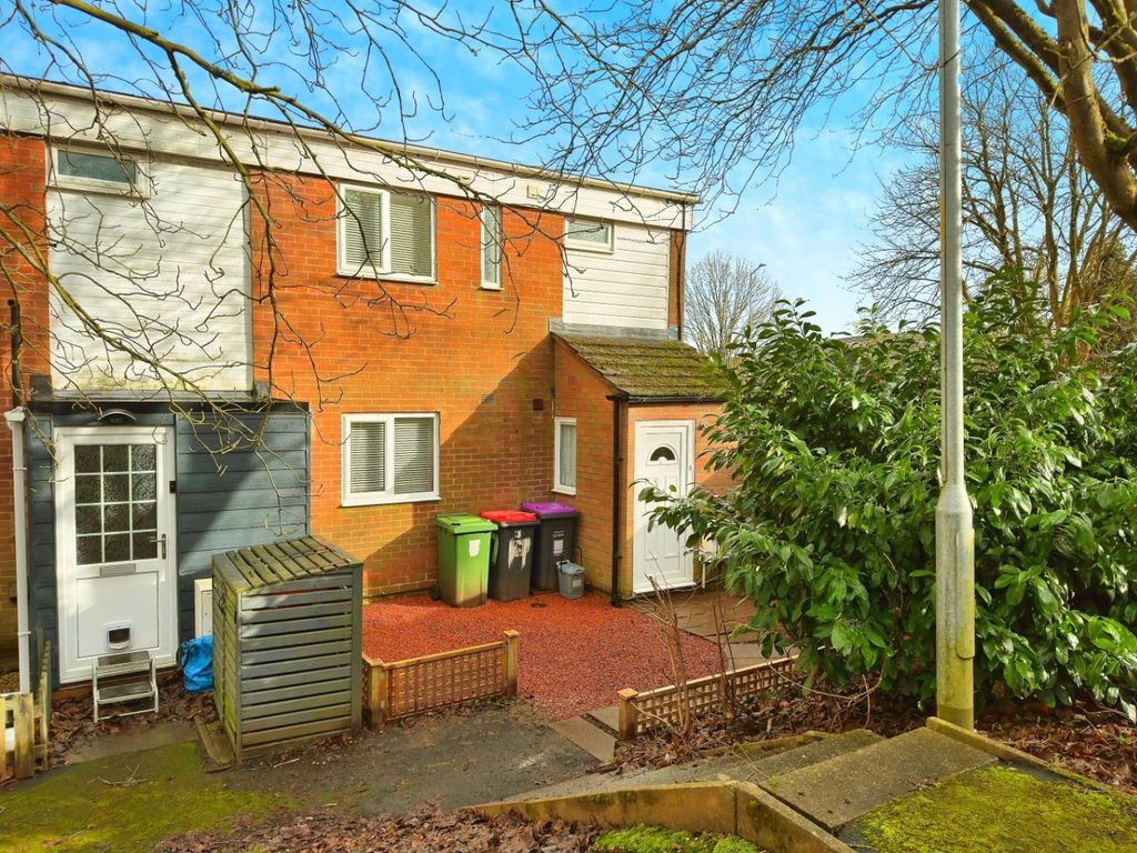 Property photo 1 of 19 4812210