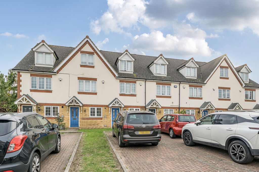 Property photo 1 of 22 External