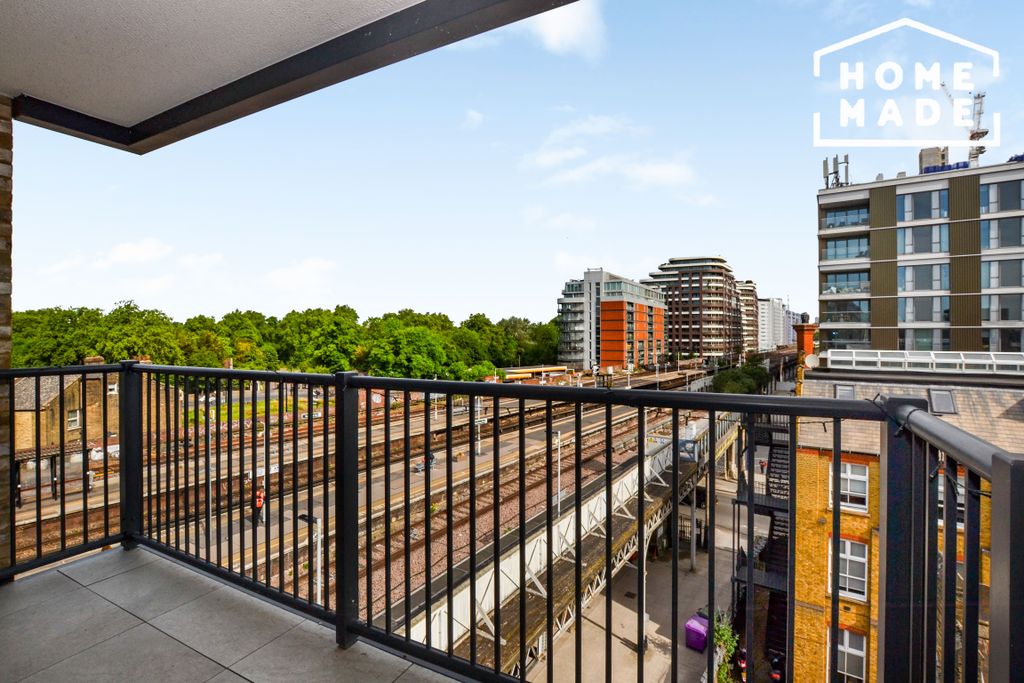 Property photo 3 of 13