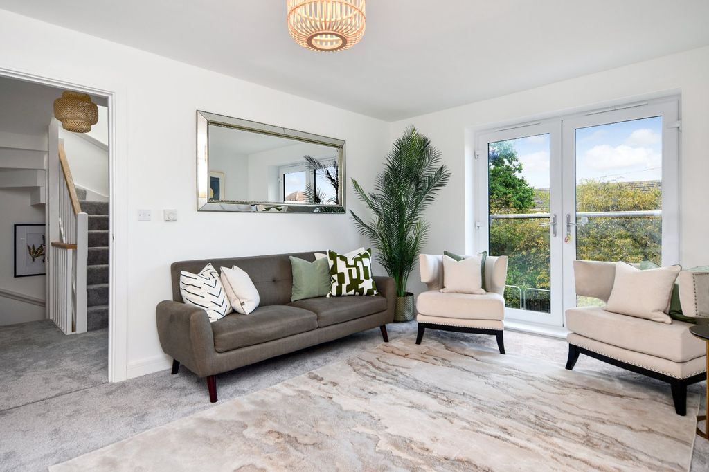 Property photo 2 of 35 Picture No. 24