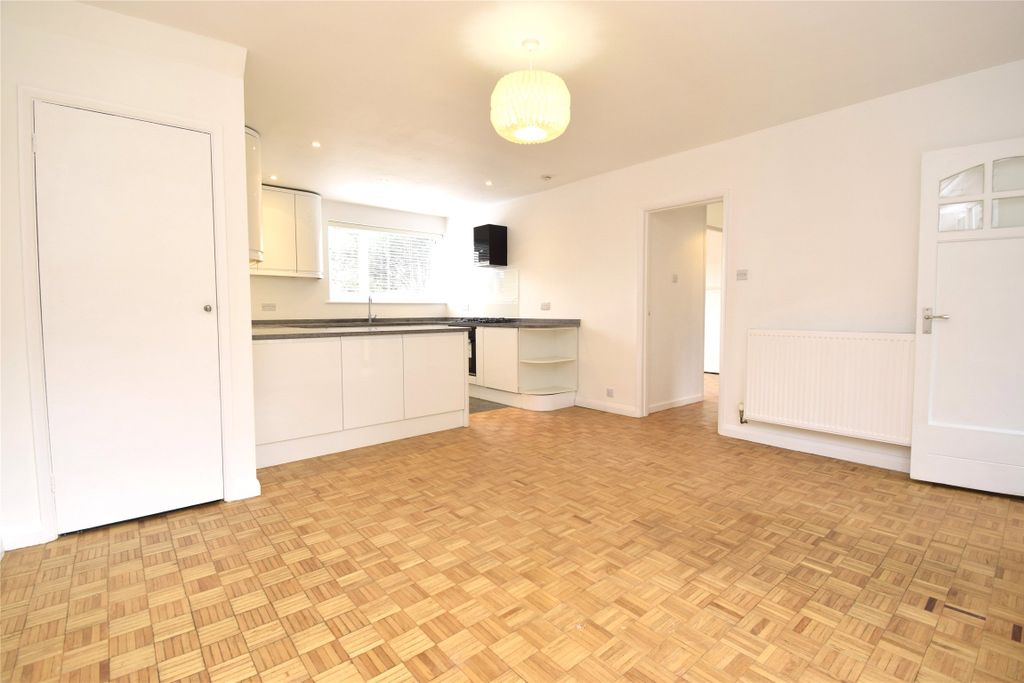 Property photo 1 of 8 Open Plan Living