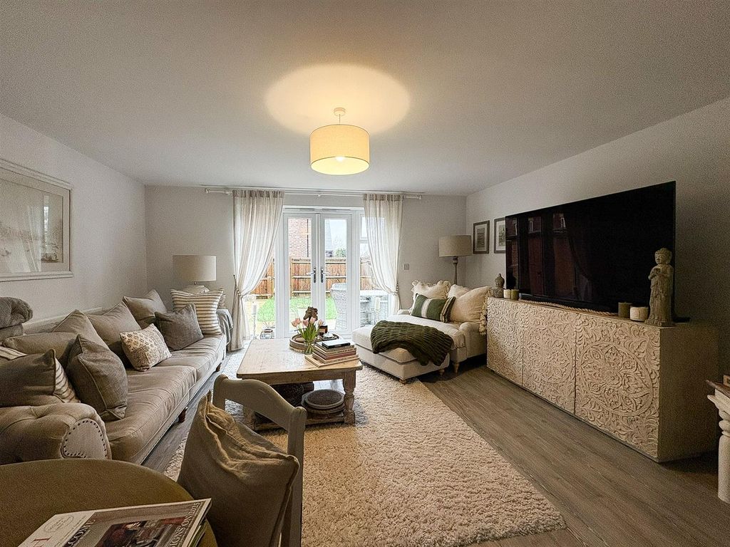 Property photo 2 of 23 Living Room.Jpg