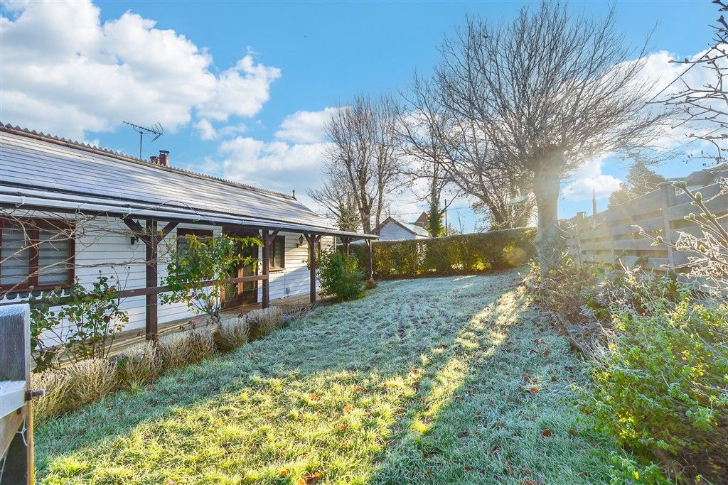 Property photo 2 of 4 Front Garden