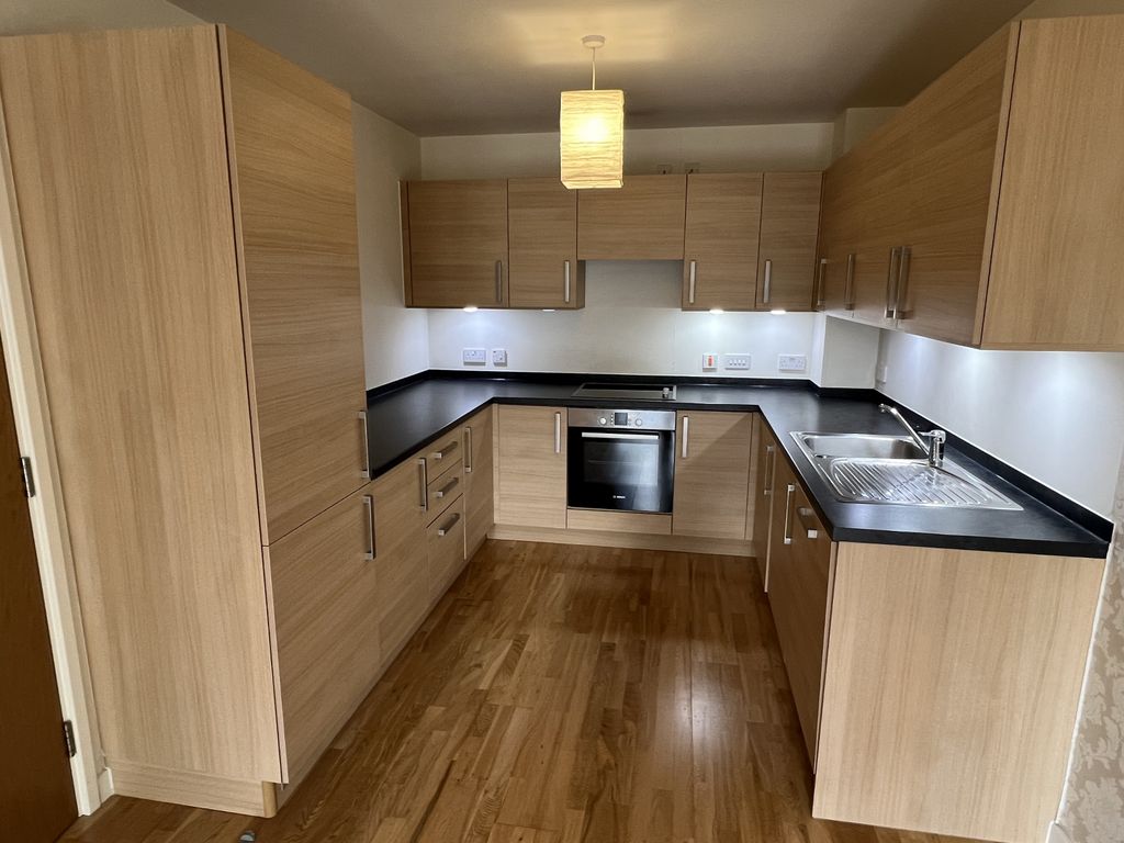 Property photo 1 of 8 One Bedroom Modern Apartment For Rent