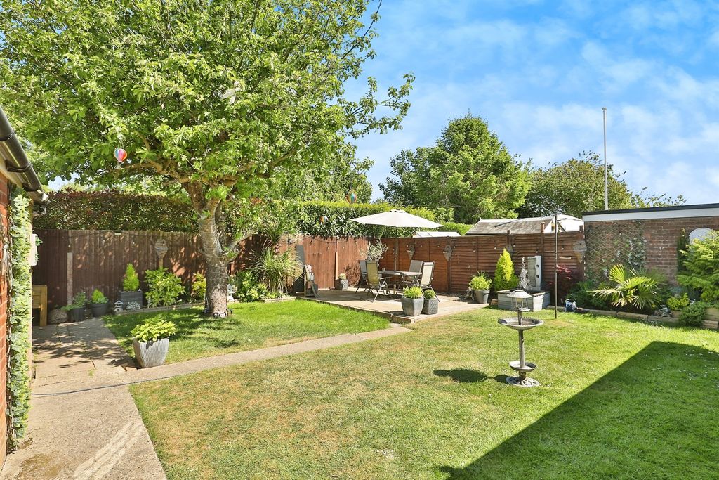 Property photo 2 of 15