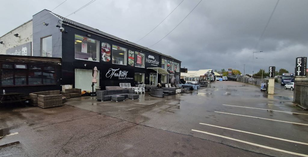 Property photo 3 of 9