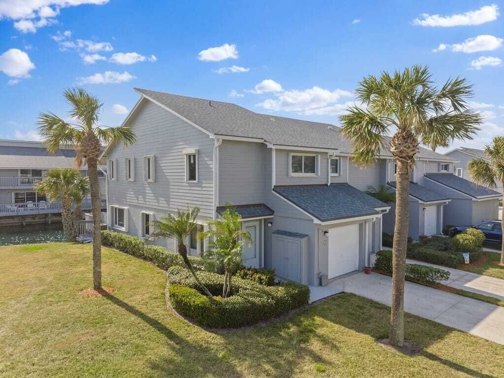 Property photo 1 of 31