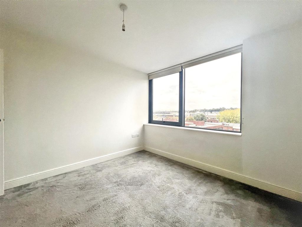 Property photo 3 of 7 Img_0110.Jpg