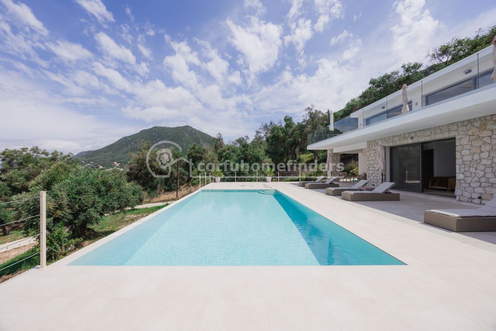 Property photo 2 of 21 Pool Terrace And Villa