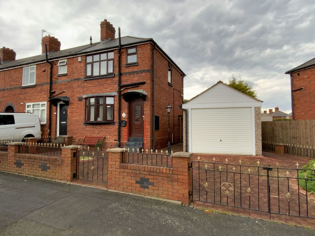 Property photo 1 of 11