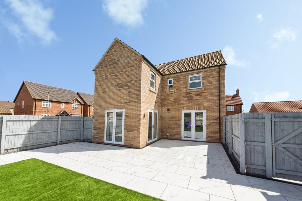 Property photo 2 of 19 Pbox-Img.Jpg