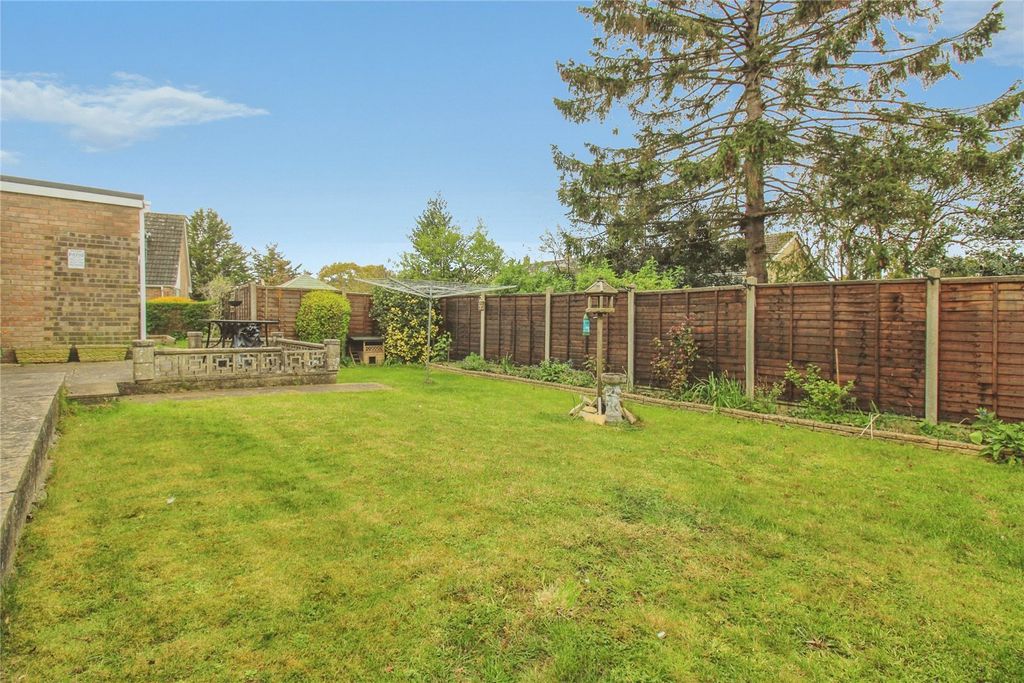 Property photo 2 of 17 Picture No. 18