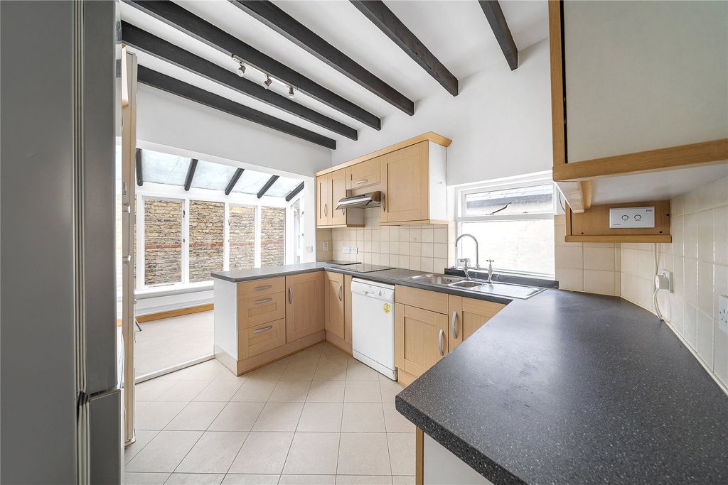 Property photo 3 of 11 Picture No. 08