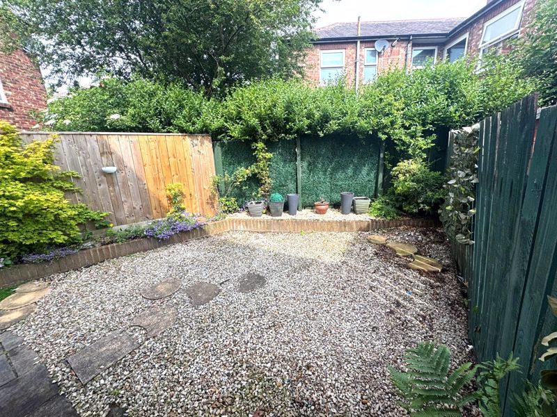 Property photo 2 of 12 Photo 17