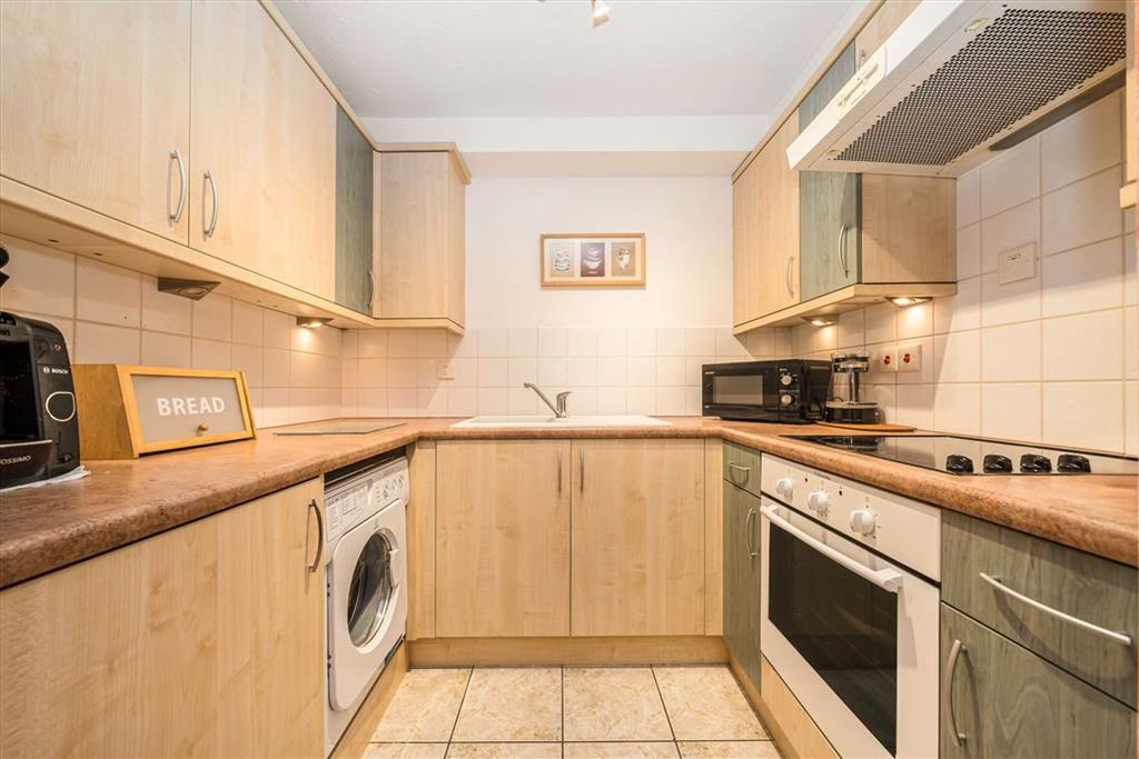 Property photo 3 of 5