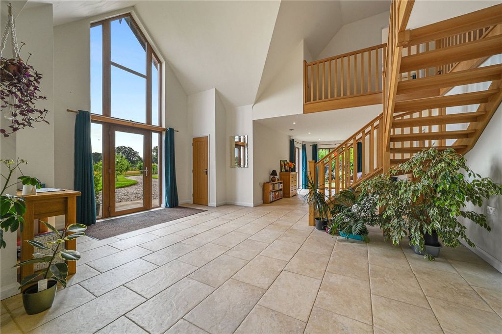 Property photo 2 of 37 Reception Hall
