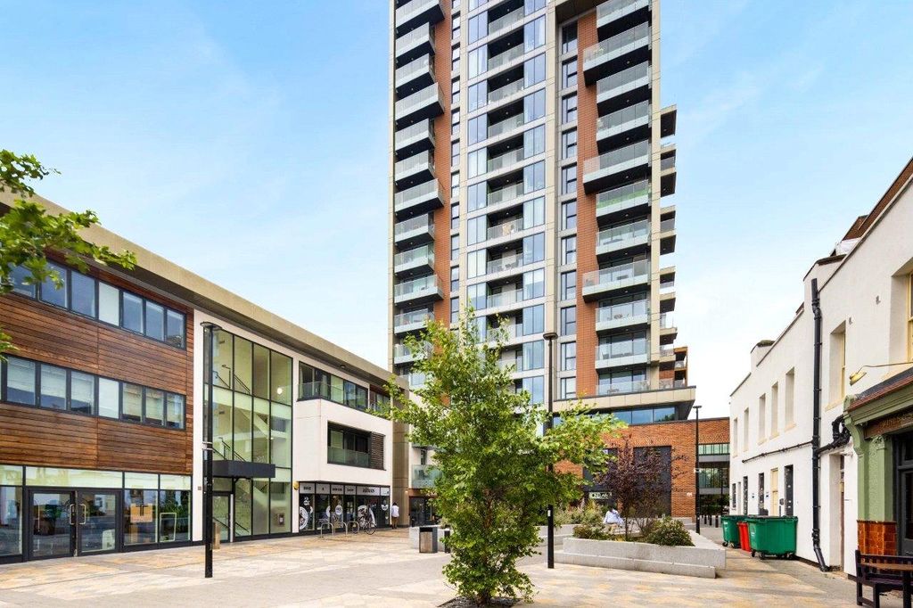 Property photo 2 of 22 Exterior