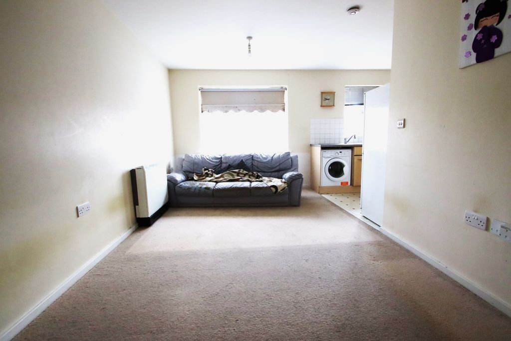 Property photo 2 of 4