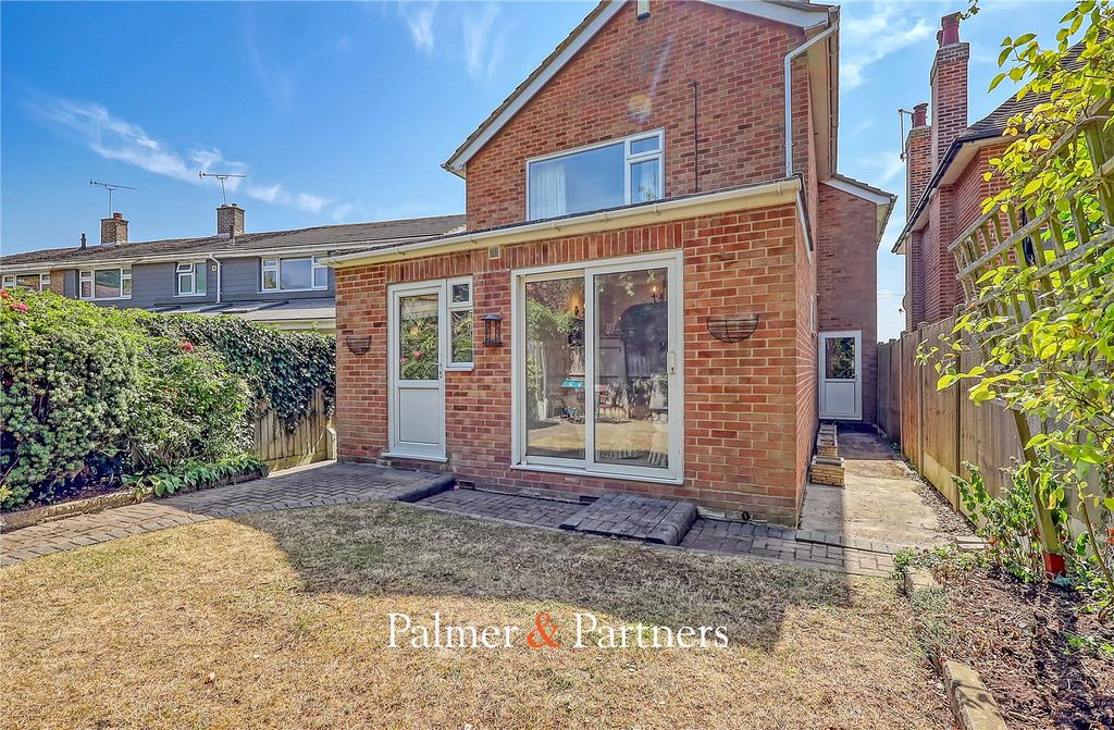 Property photo 2 of 21 Picture No. 15