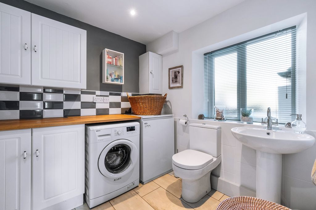 Additional image 7 of 3 bed semi-detached house for saleEscot Park, Ottery St Mary EX11