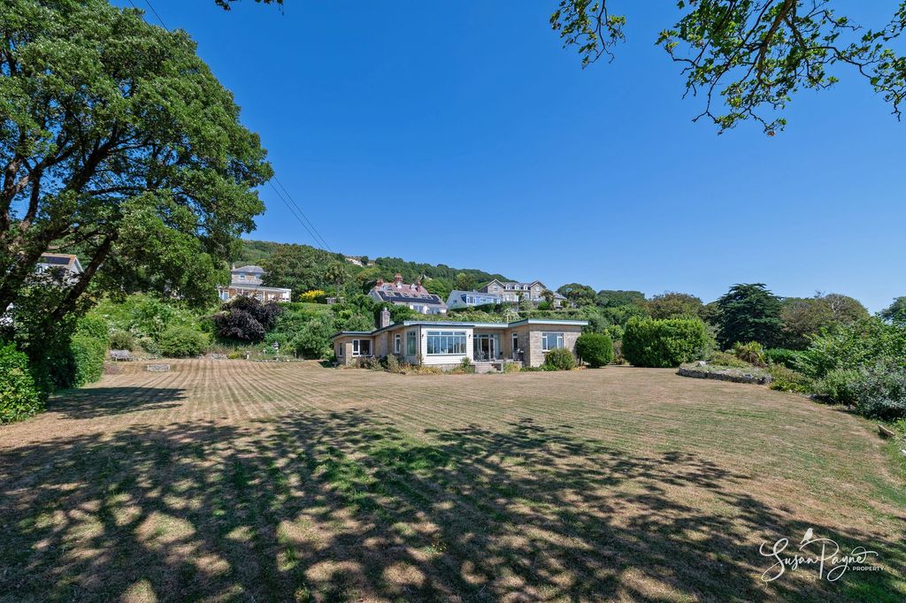 Property photo 1 of 38