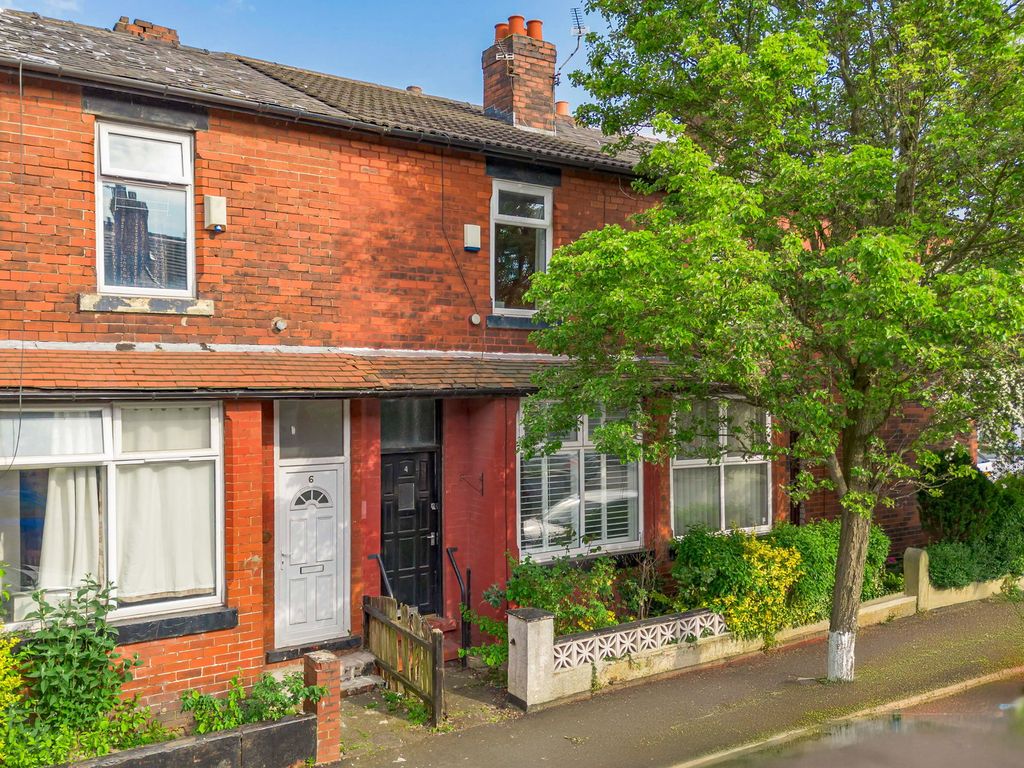 Property photo 1 of 18