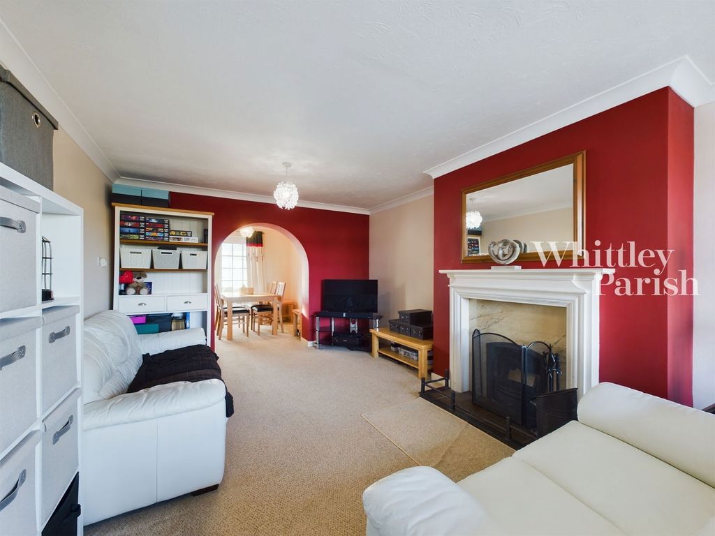 Property photo 2 of 19