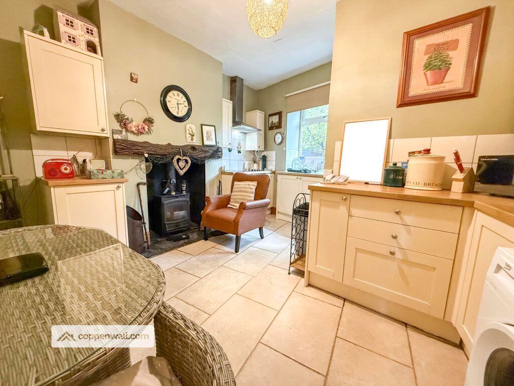 Property photo 3 of 21