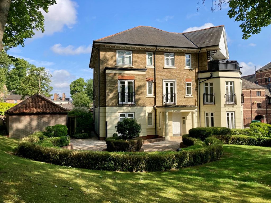 Property photo 1 of 12 Main External