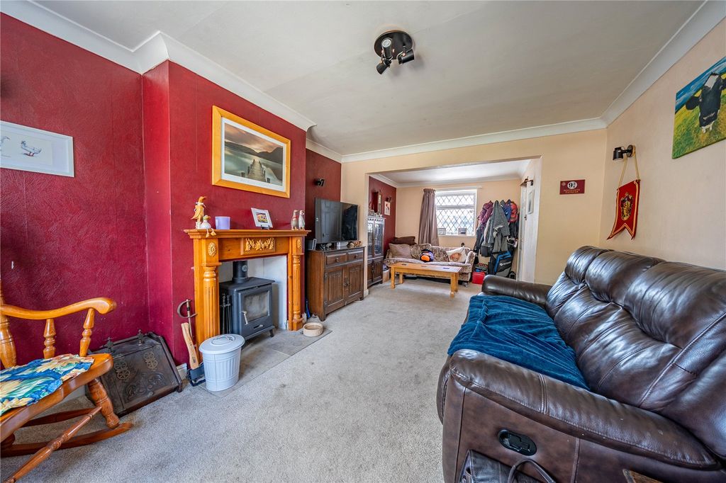 Property photo 2 of 16 Picture No. 20