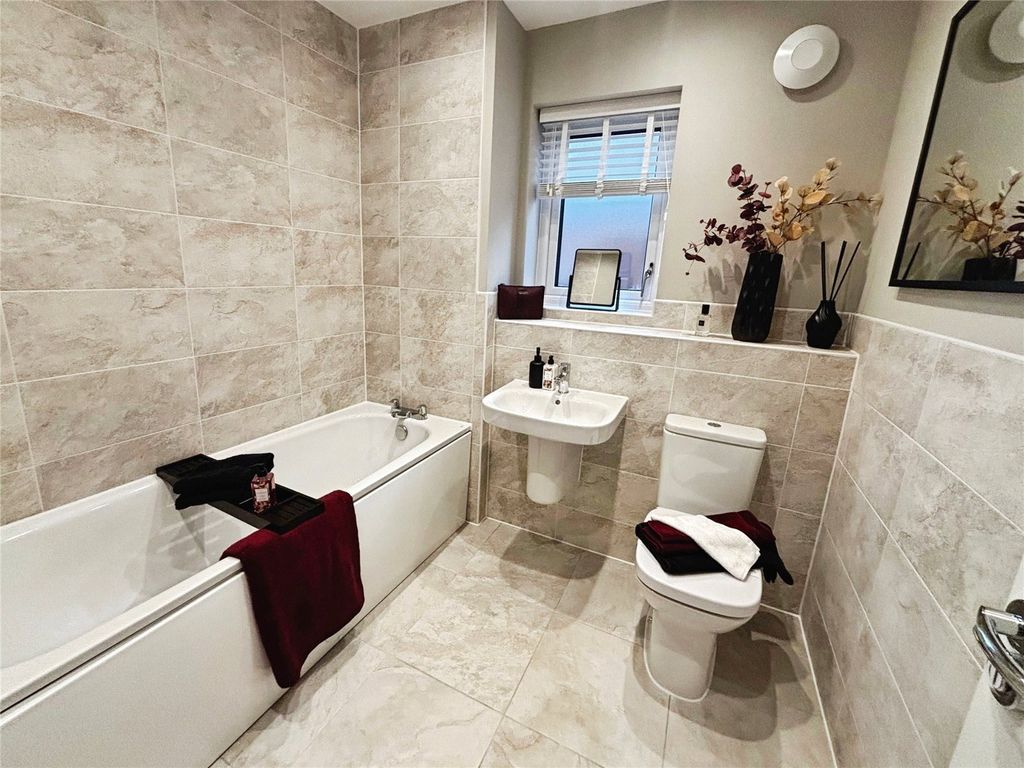 Property photo 3 of 6 Picture No. 07