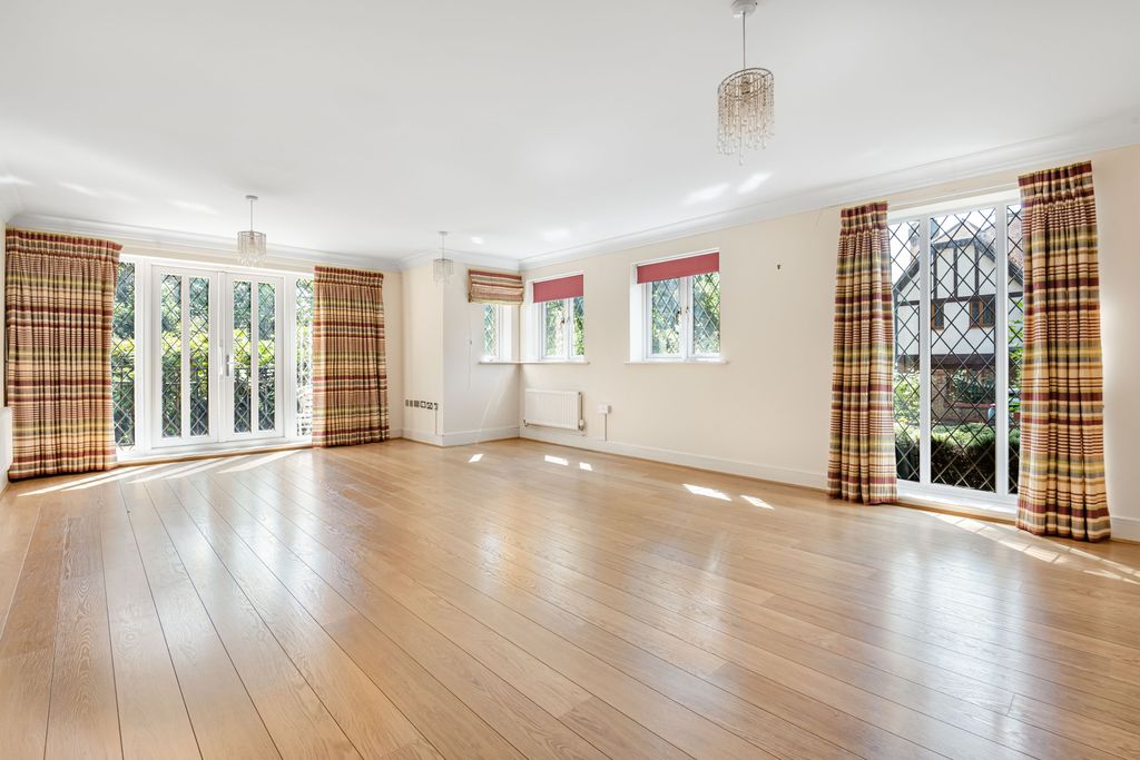 Property photo 3 of 20 Picture No. 26