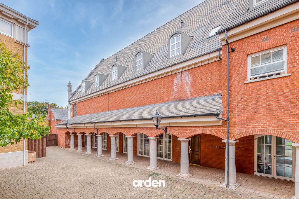 Property photo 1 of 16