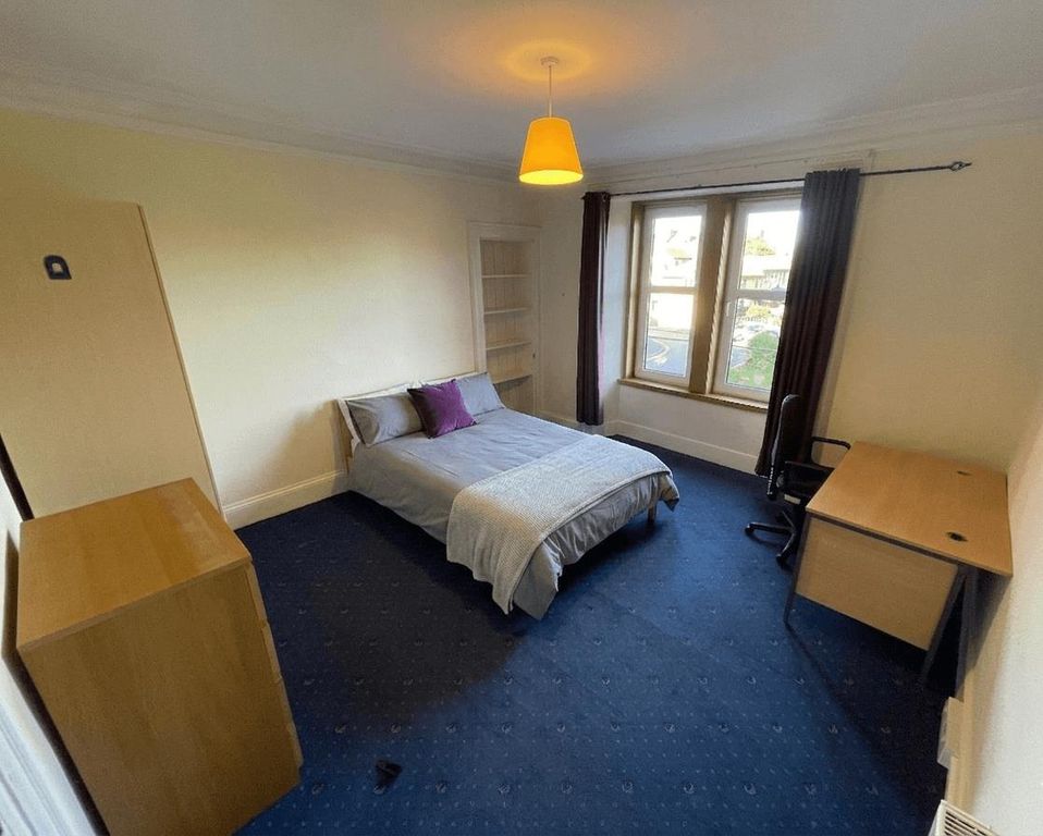 Property photo 3 of 8 Gallery